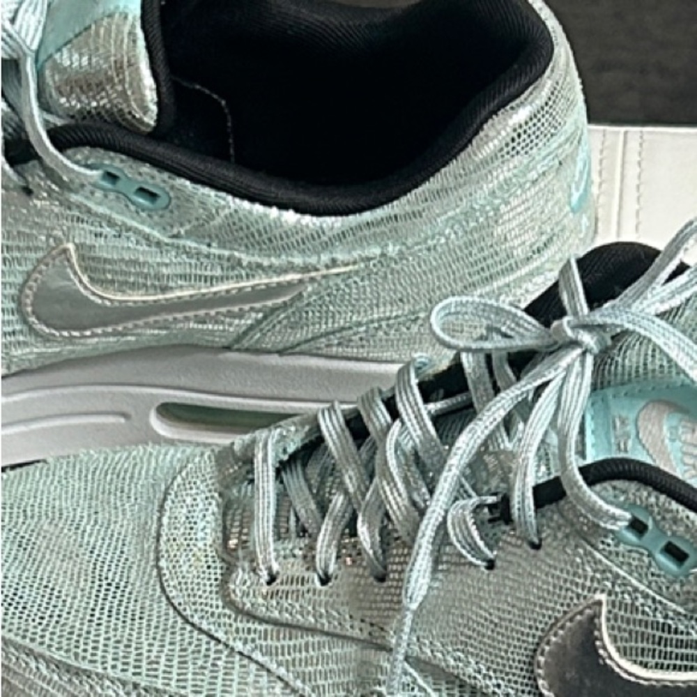 Nike Air Max 1 QS Metallic Silver & Glacier Ice Disco Sneakers Women’s 8 - Picture 4 of 12